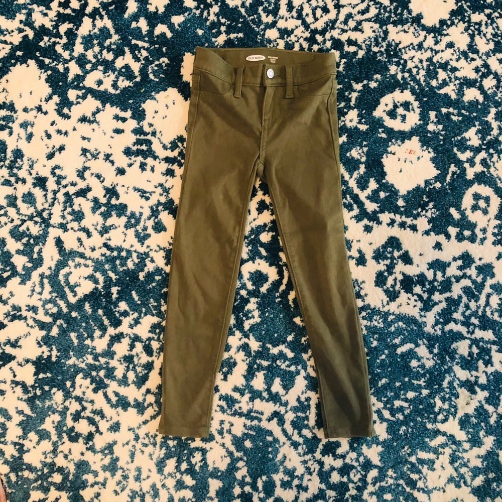 NWOT girls size 6 olive colored adjustable waist ballerina jegging 24/7